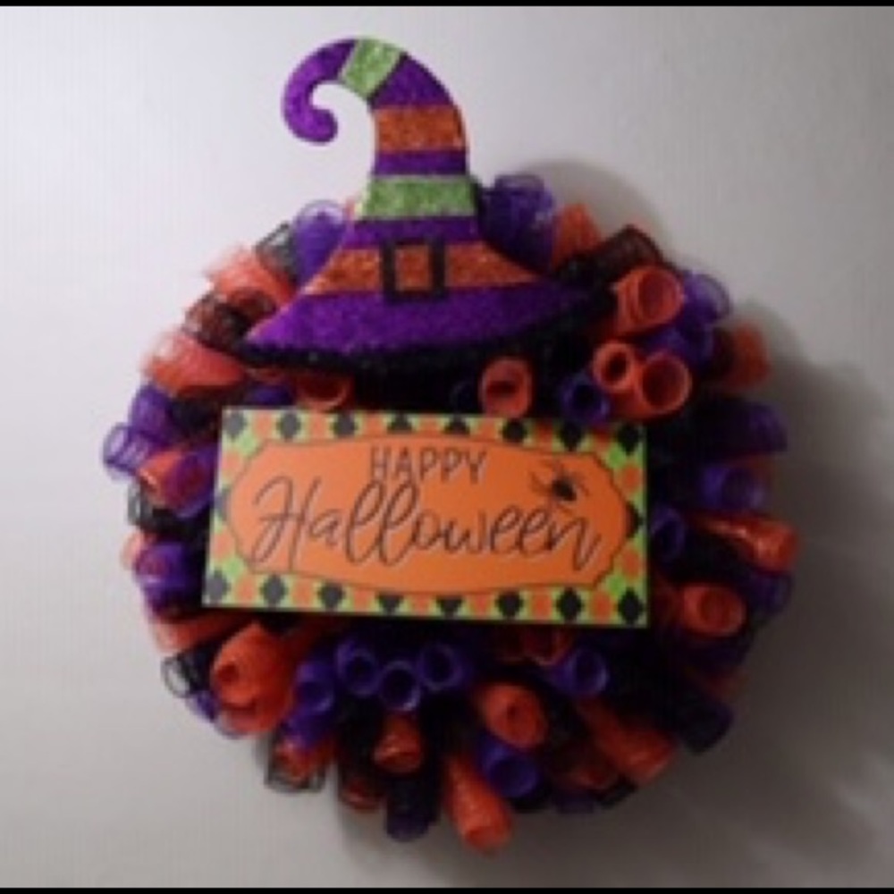 Happy Halloween wreath